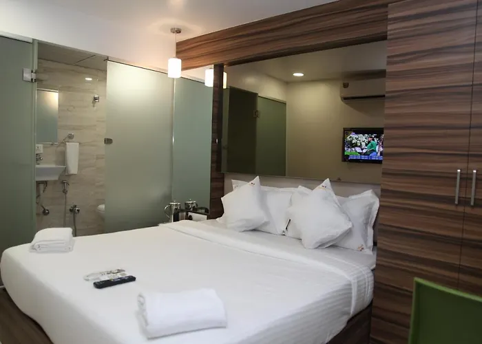 Hotel Lucky Galaxy Mumbai