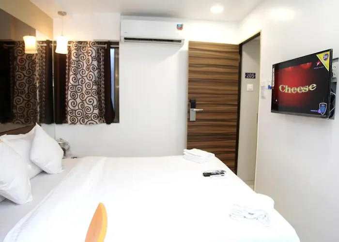 Hotel Lucky Galaxy Mumbai